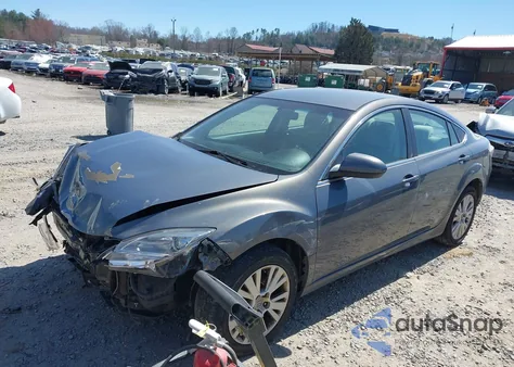 2010 Mazda Mazda6 I Touring из США, поврежденный, VIN 1YVHZ8CH4A5M39497